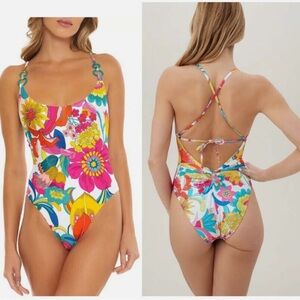 π Trina Turk Women's Standard Fontaine High Cut One Piece Bathing Swimsuit